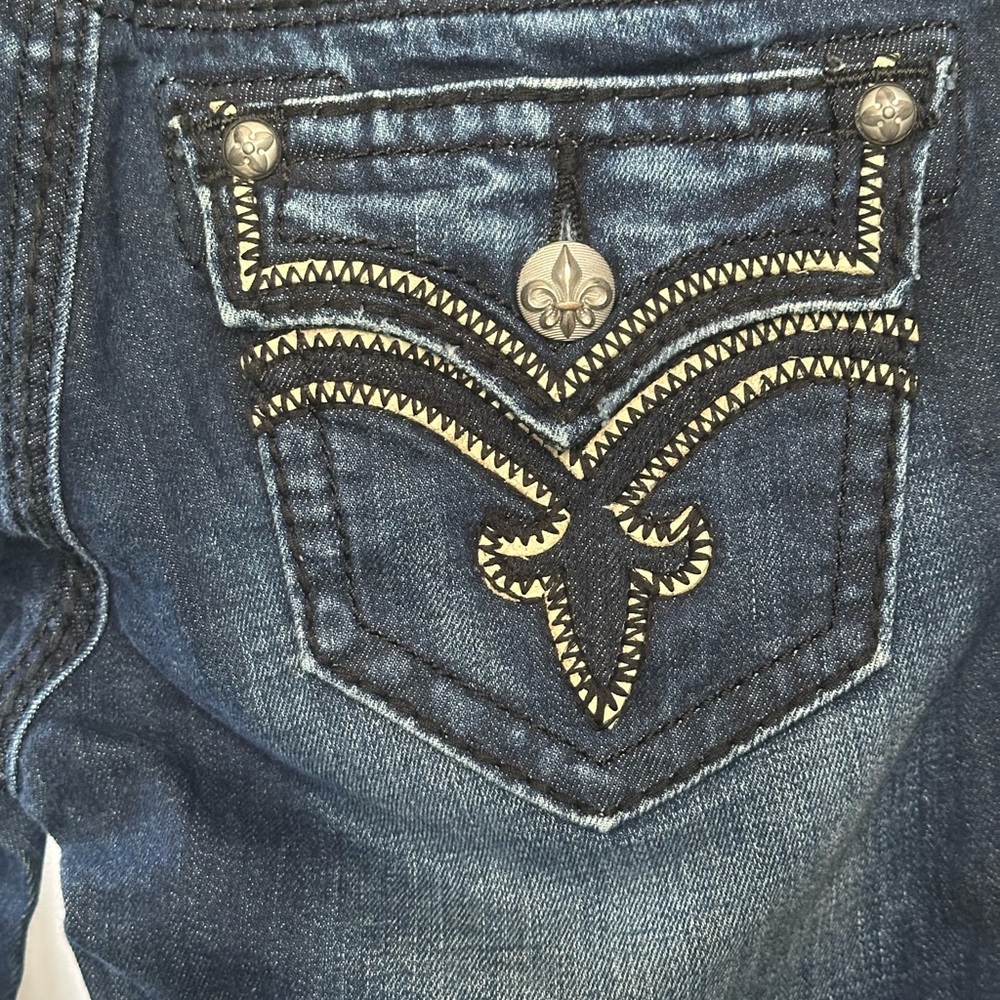 Rock Revival straight leg size 26